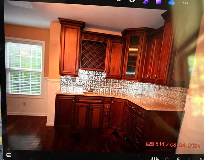 Building Photo - 146 Brittany Ln