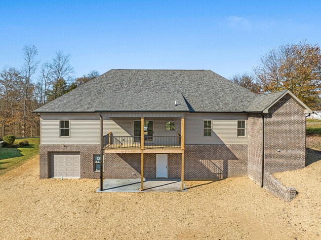Building Photo - 35 Valley Point Dr