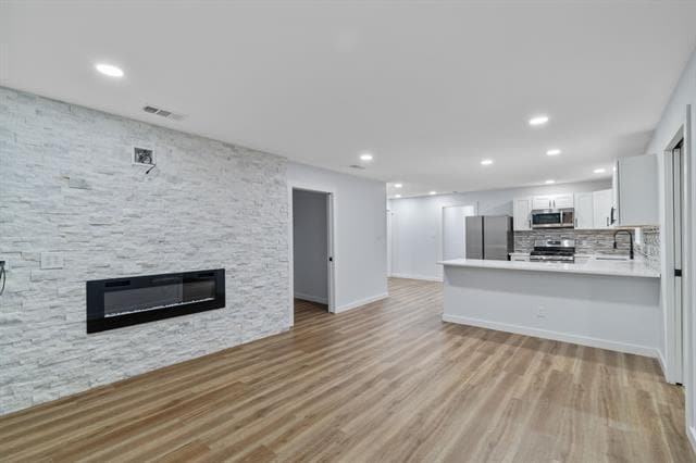 Building Photo - 733 Greenland Way