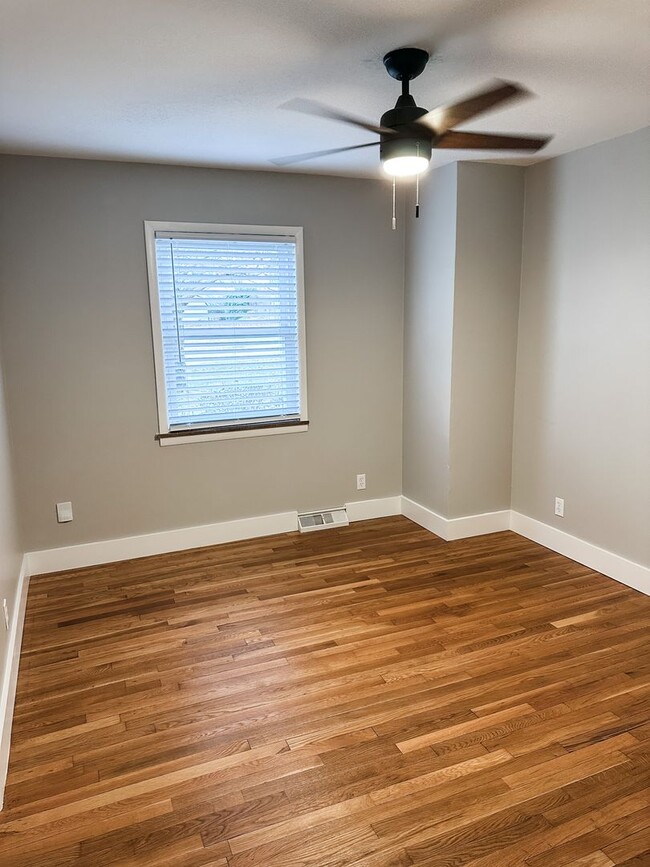 Building Photo - Beautifully Renovated 3BR Home for Rent in...