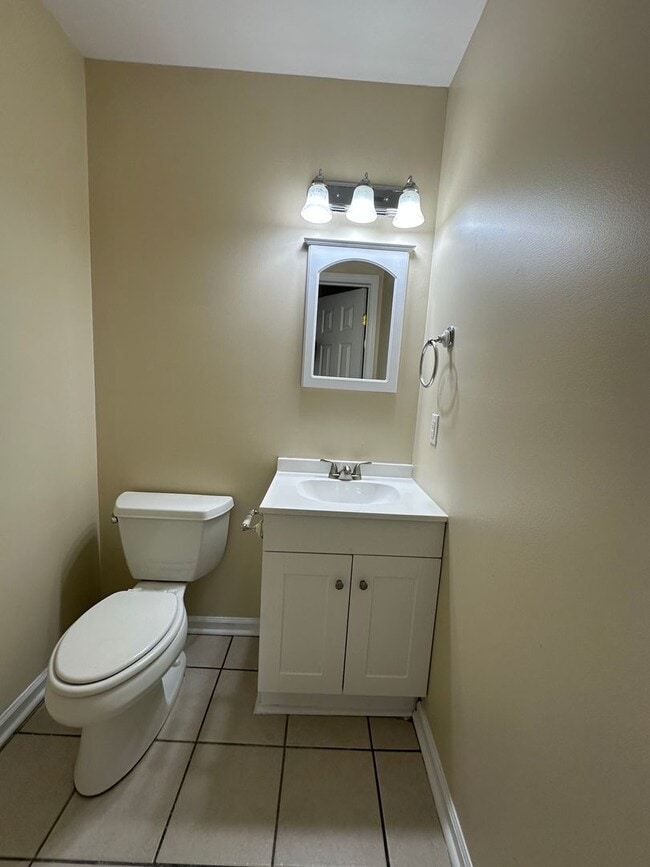 Building Photo - 204 Grandford Pl