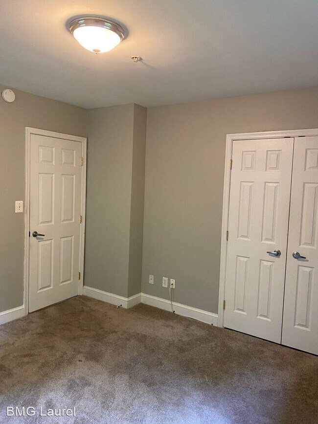 Building Photo - 1 br, 1 bath House - 19 Post Office Ave Un...