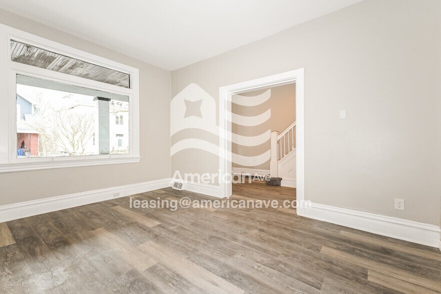 Building Photo - 519 McClintock Ave