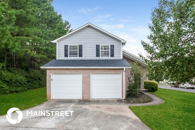 Building Photo - 2945 Woody Ct