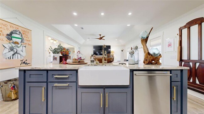 Building Photo - Available December!