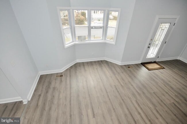 Building Photo - 601 Eldridge Ave