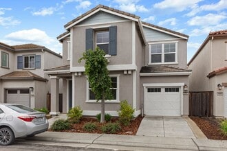 Building Photo - Gorgeous Home, One You Don't Want to Miss!