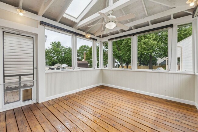 Building Photo - 5433 Braddock Ridge Dr