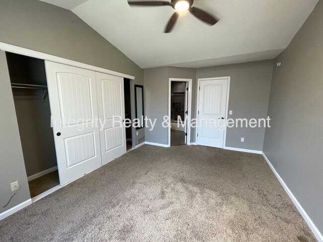 Building Photo - 1811 S Quebec Way