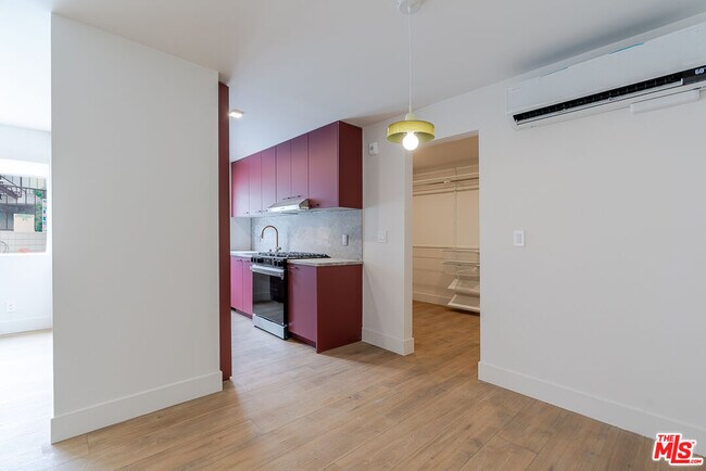 Building Photo - 12425 Texas Ave