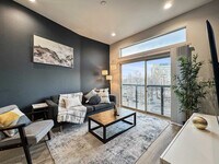 Building Photo - 2908 Indiana St