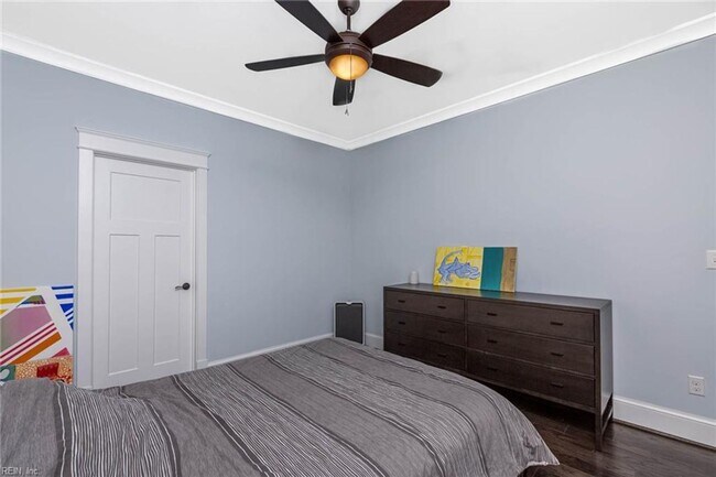 Building Photo - EAST BEACH