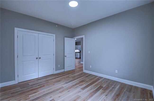 Building Photo - 642 Stafford Ave