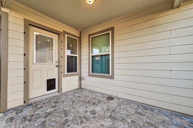 Building Photo - 7219 Victorville Dr