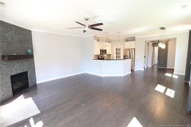 Building Photo - 689 Wickham Ridge Rd