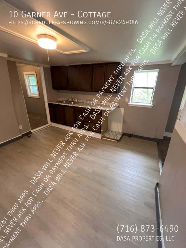 Building Photo - 10 Garner Ave