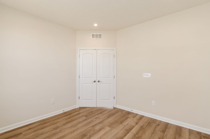 Building Photo - 1356 Red Tail Pl