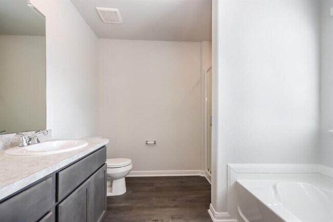 Building Photo - 26032 Babe Ruth Dr