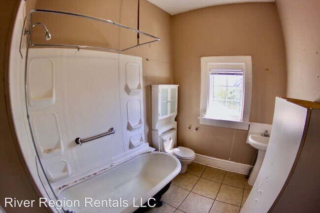 Building Photo - 4 br, 2 bath House - 1315 South Hull Street