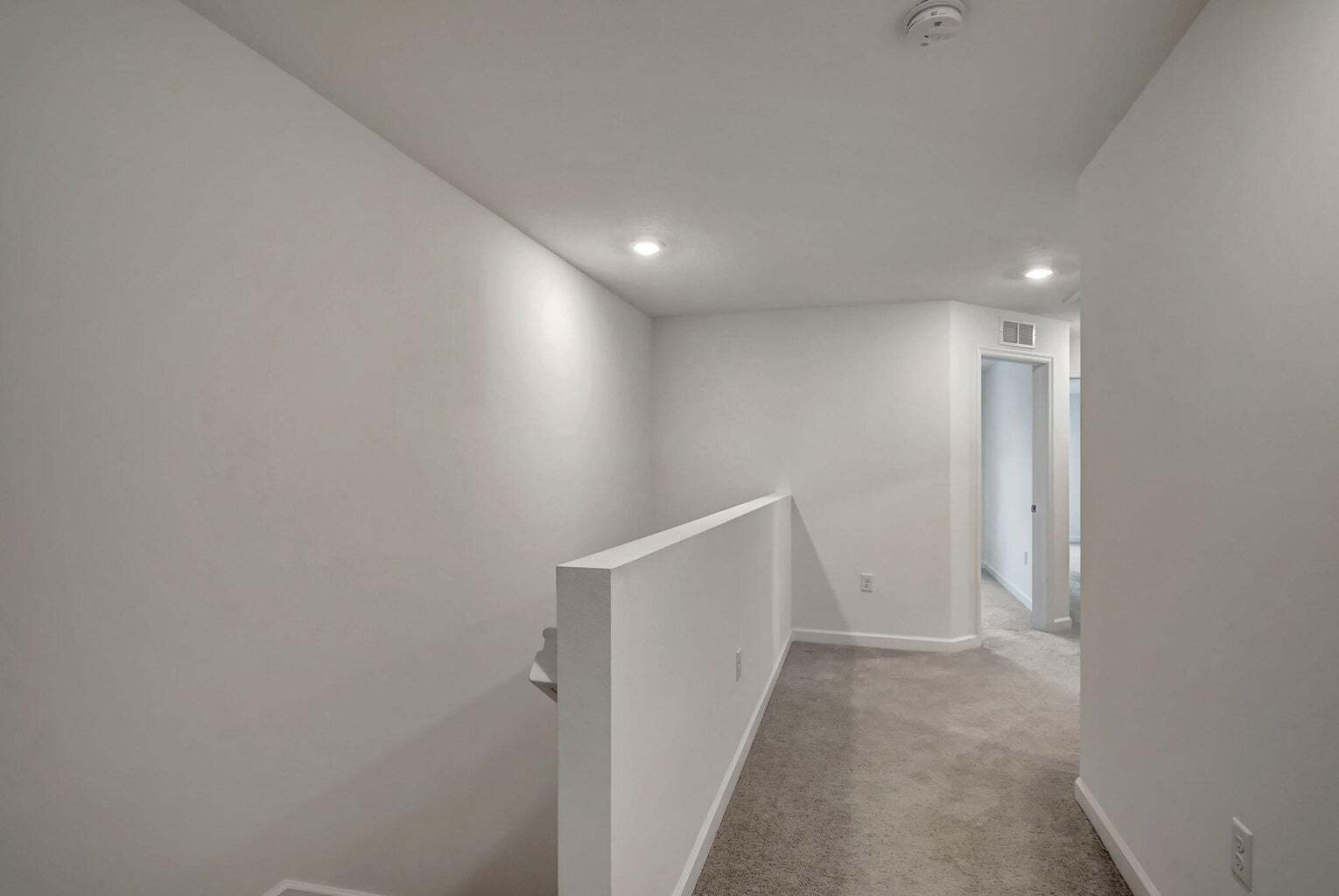 Building Photo - 6851 Broadwater Ln