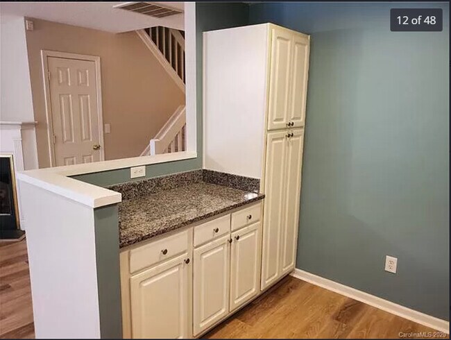 Kitchen #2 - 9906 Birch Knoll Ct