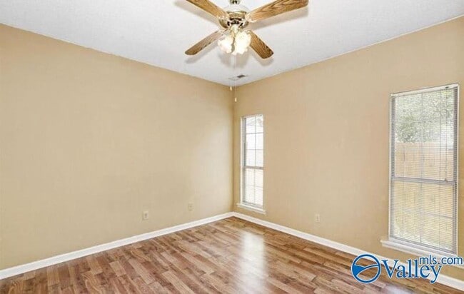 Building Photo - 111 Bentworth Ln