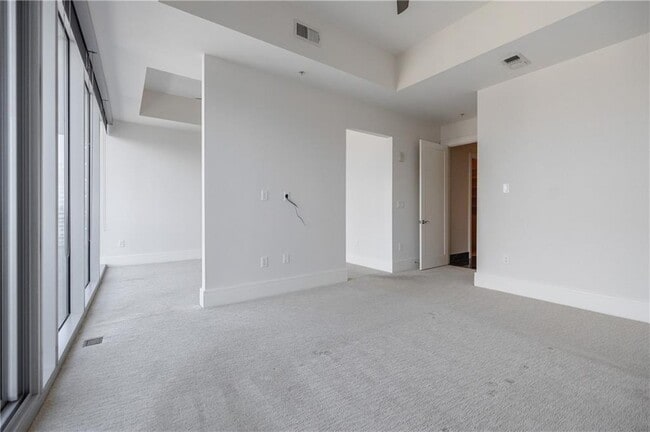Building Photo - 1065 Peachtree St NE