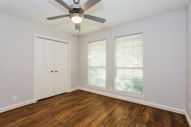 Building Photo - 2120 Steeplewood Dr