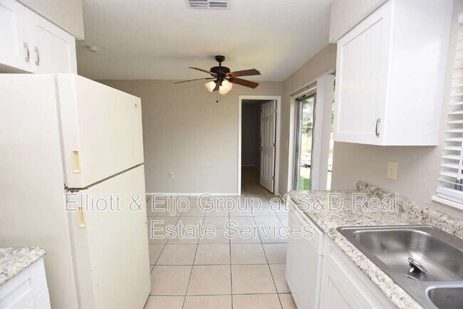 Building Photo - 1212 Waterview Blvd W