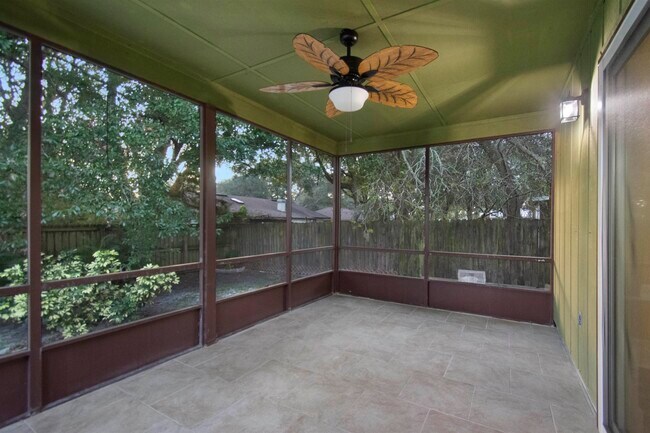 Building Photo - 209 Jasmine Rd