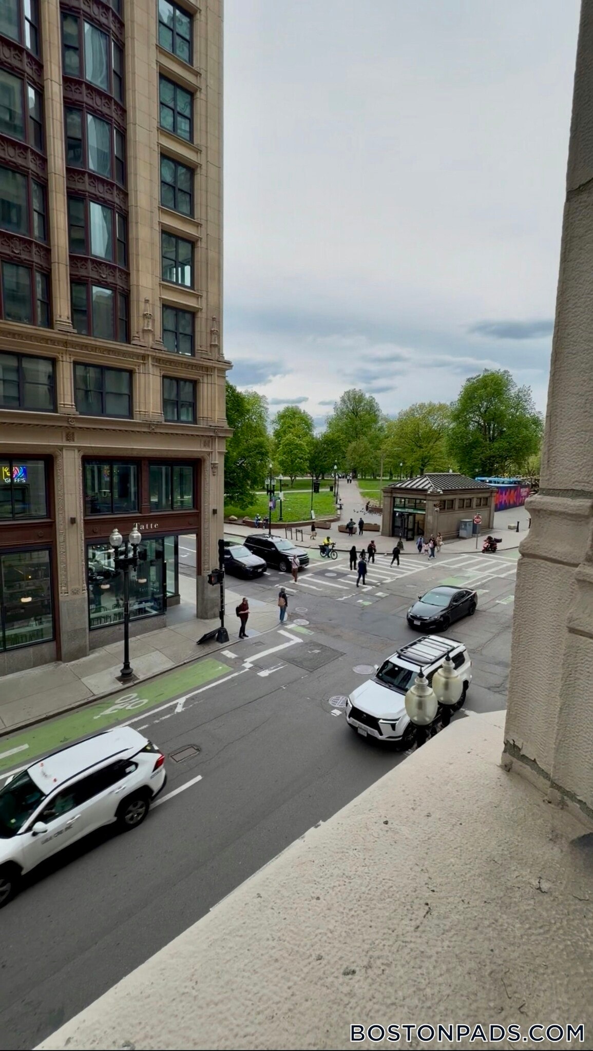 Building Photo - 62 Boylston St