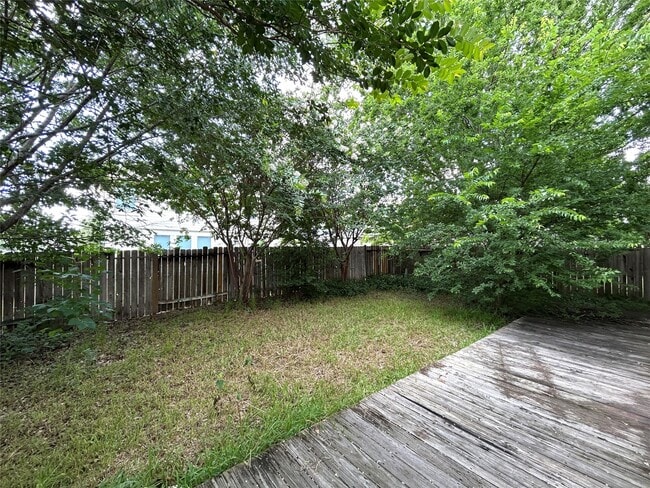 Building Photo - 18562 Carousel Creek Ct