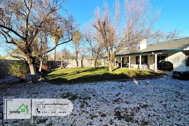 Building Photo - 11540 Vista Del Rio