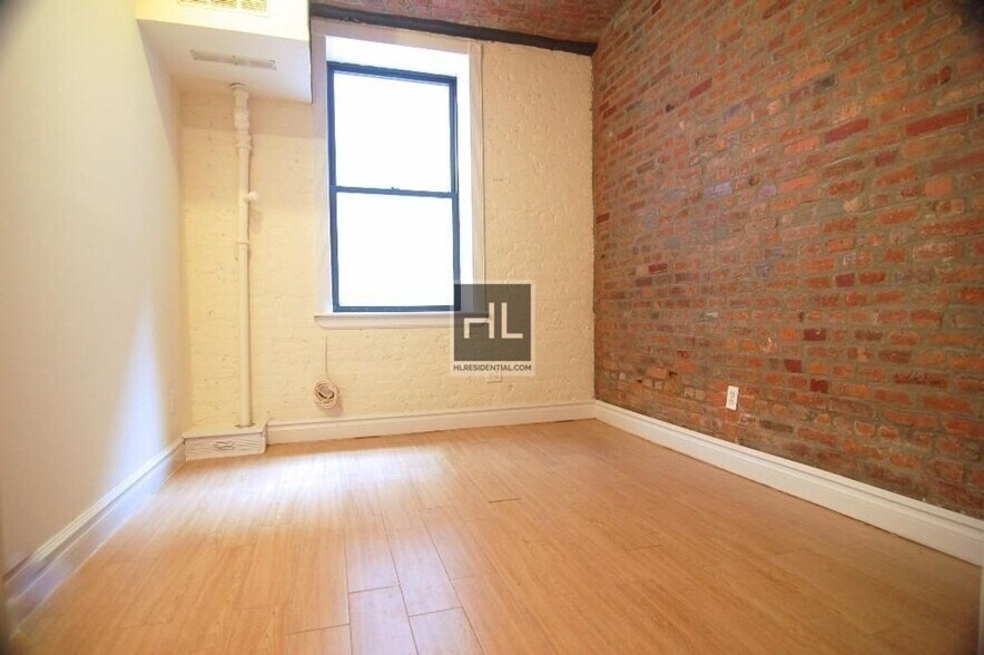 Building Photo - East 18th Street