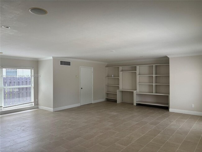 Building Photo - 6311 SW 91 Ave