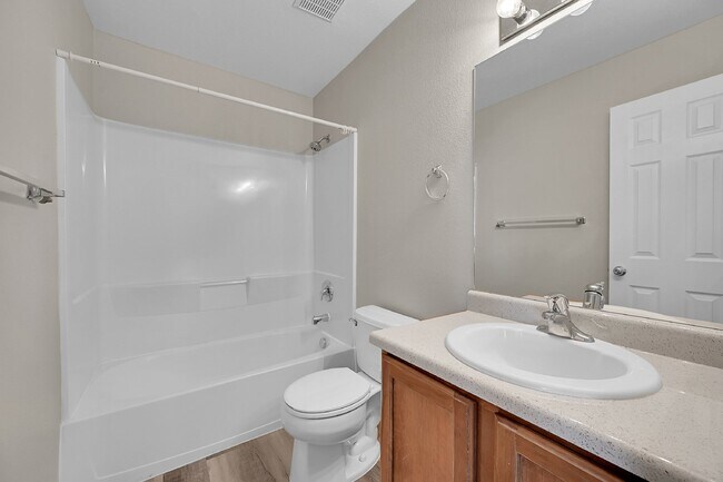 Building Photo - $2,295.95 - 4 bedroom, 2.5 baths, Charming home in Fountain with Big Fenced in Yard!