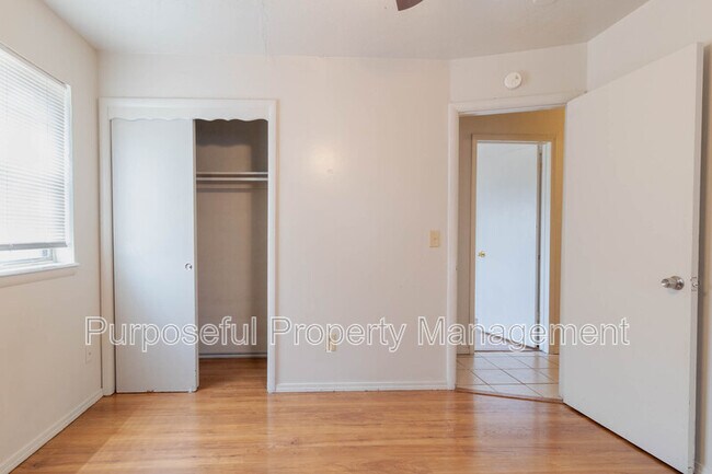 Building Photo - 1324 SW 61st Terrace