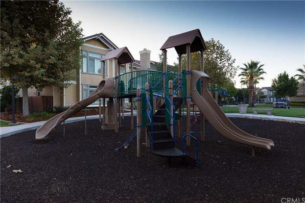 Building Photo - 4959 Camarillo Ln