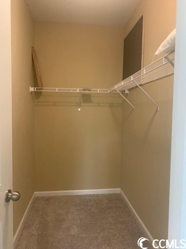 Building Photo - 1628 Fairforest Ct