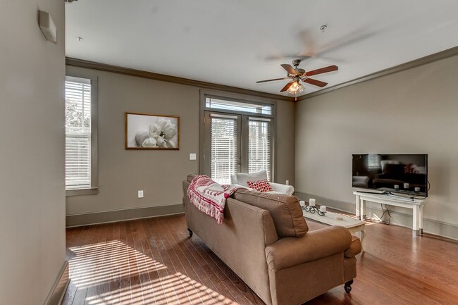 Building Photo - Metalworks Condo - 3 Bedroom  Office/4 Bath