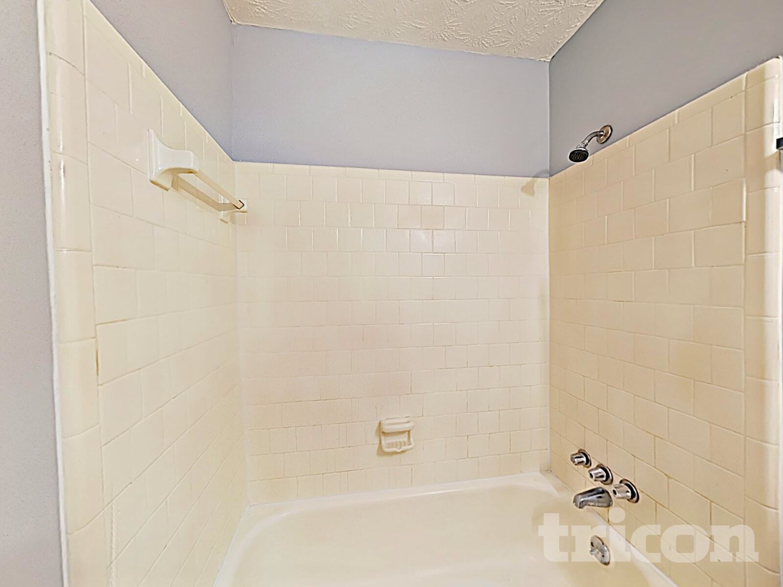 Building Photo - 133 Fairview Dr