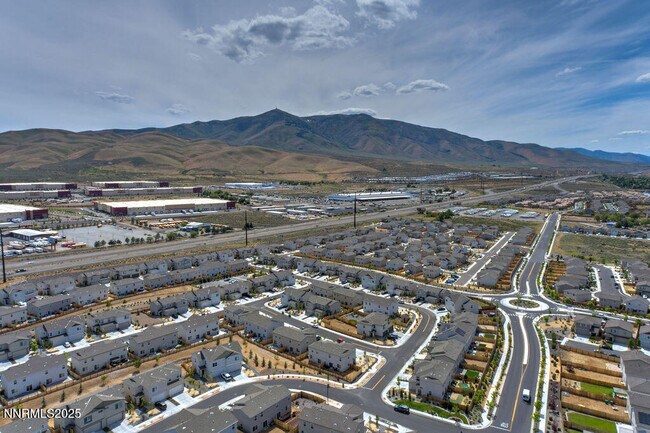 Building Photo - 604 Selene Moon St