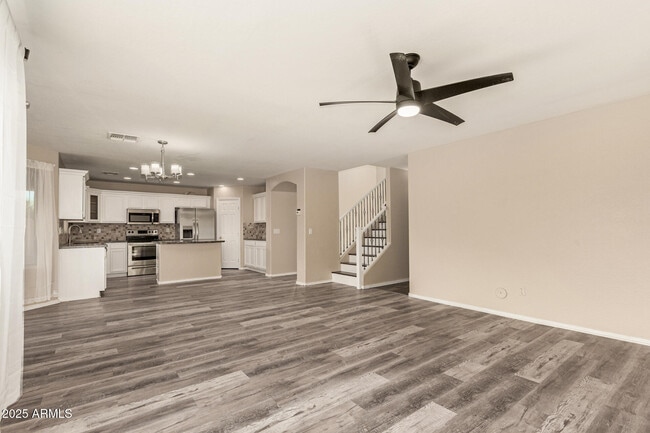 Building Photo - 3545 E Crescent Way