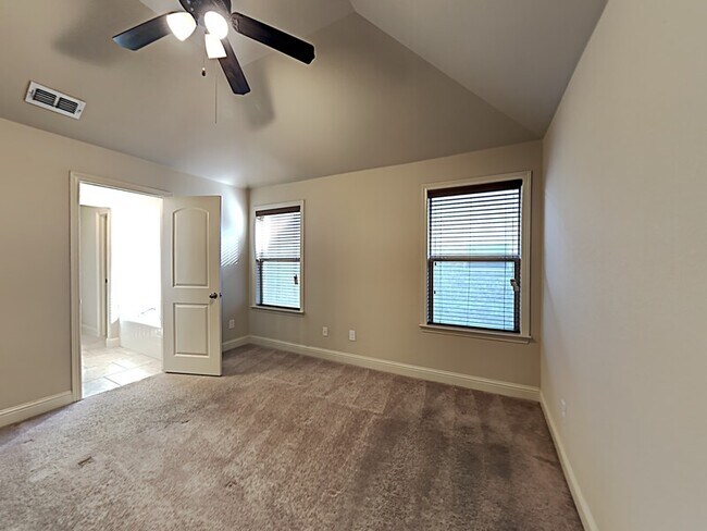 Building Photo - 5860 Burgundy Rose Dr