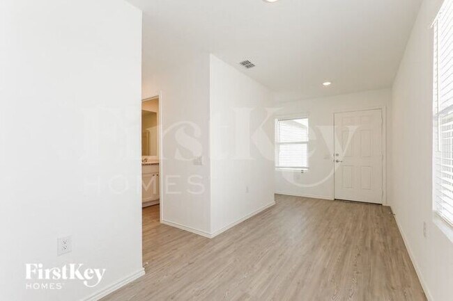 Building Photo - 4511 Emma Way