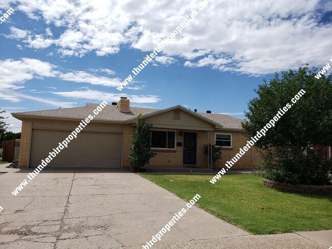 Building Photo - Nice 3 Bedroom, 2 Bathroom, 2 Car Garage and 1,360 Sq Ft. Brick Home in NE Heights.