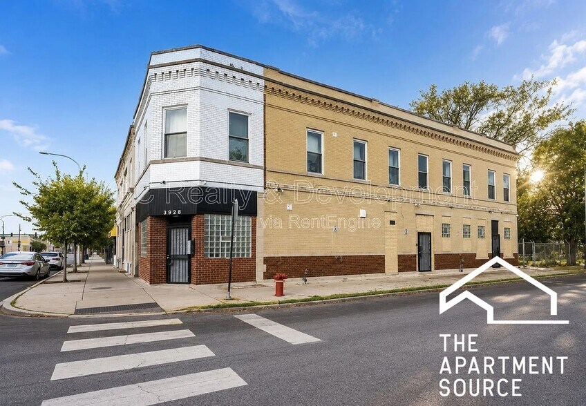 Building Photo - 3328 W Chicago Ave