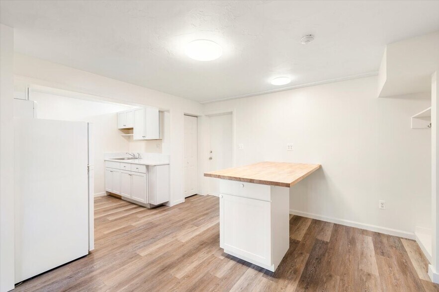 Building Photo - 1 Drummer Rd