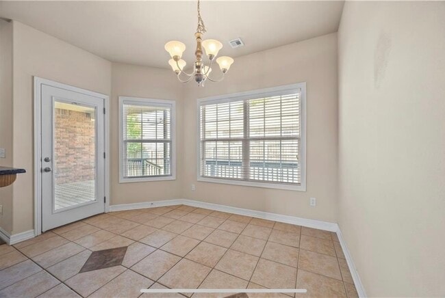 Building Photo - 3802 SW Osprey Dr