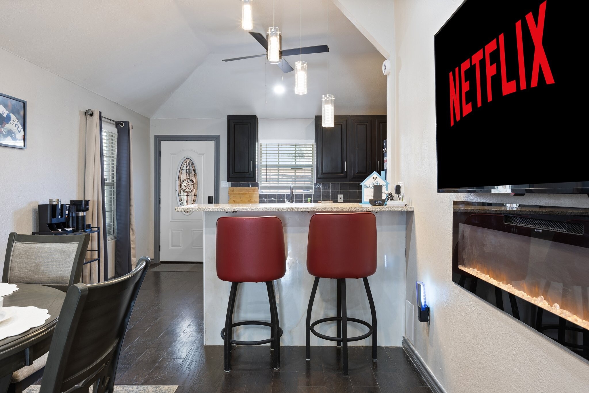 Building Photo - 1047 Eldorado Ave